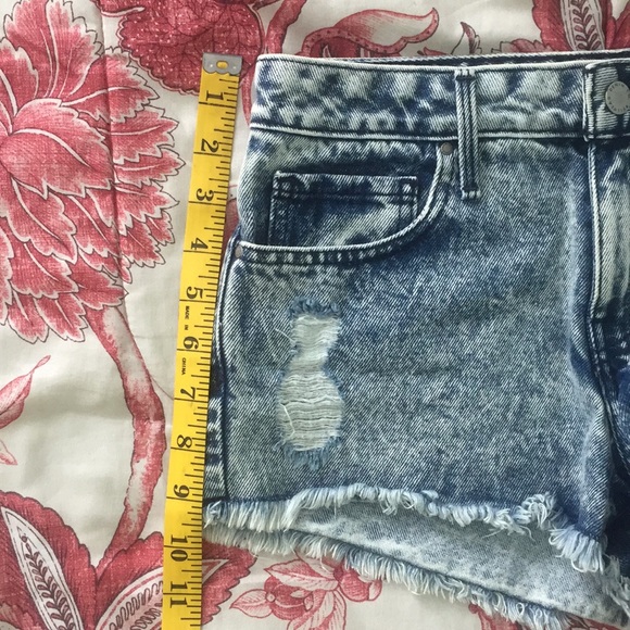 Bullhead Distressed Shorts - Picture 5 of 7